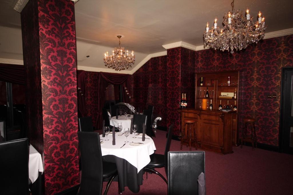 The Lilly Restaurant With Rooms Llandudno Zewnętrze zdjęcie